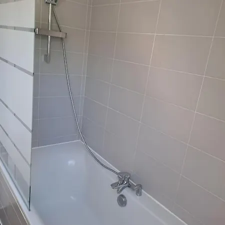 Apartment T3 Lumineux A 2 Pas Des Plages 5